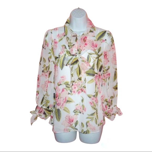 White House Black Market Tops - White House Black Market Floral Blouse Top, XXS NEW